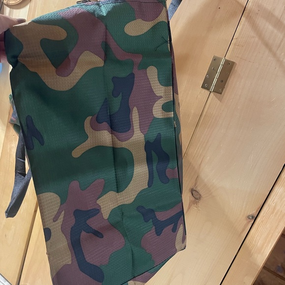 New XXXL camouflage waterproof nylon bag - Picture 4 of 5